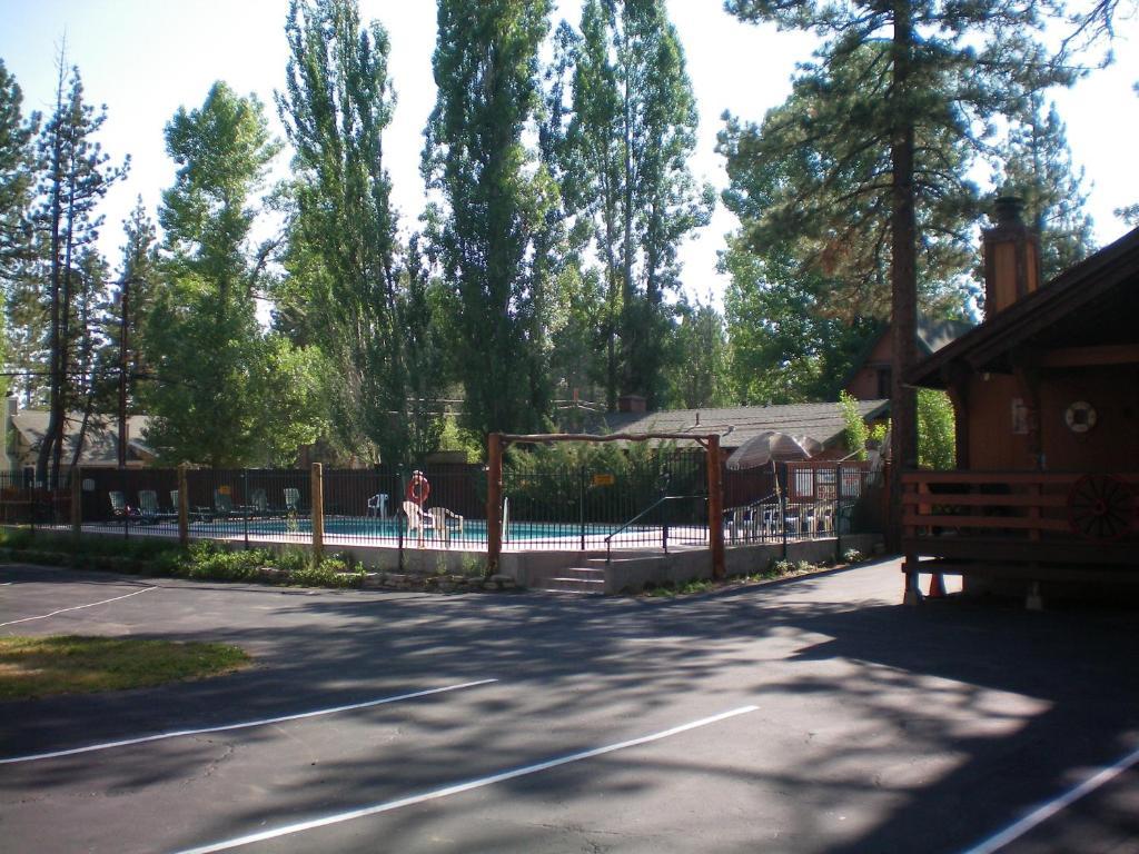 Majestic Moose Lodge - Coptic Village Big Bear Lake Exterior foto